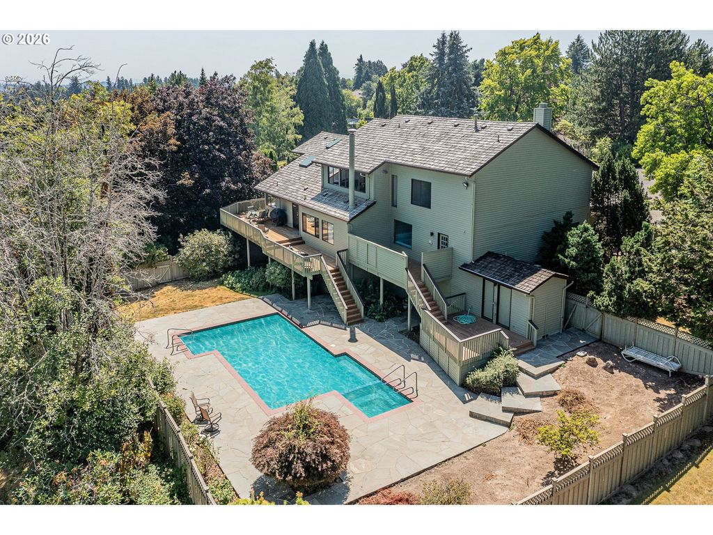 12357 Sw DUCHILLY Ct, Portland, OR 97224