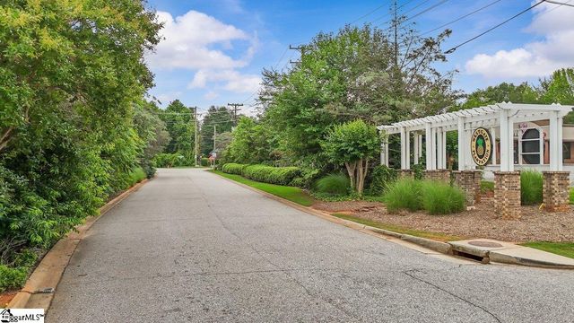 206 Collingwood Lane, Spartanburg, SC 29301