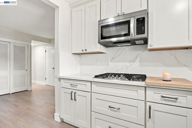 25531 Scripps St, Hayward, CA 94545