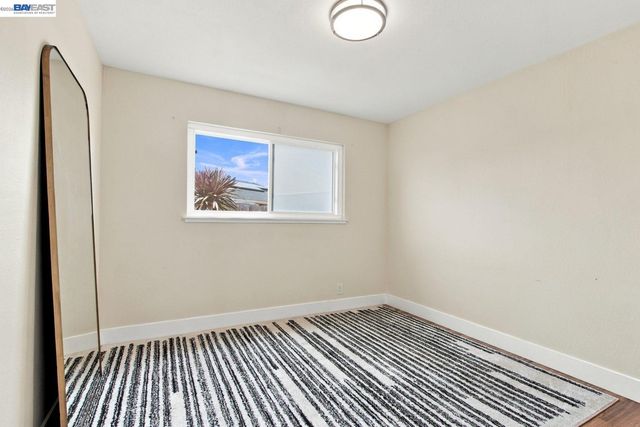 25531 Scripps St, Hayward, CA 94545