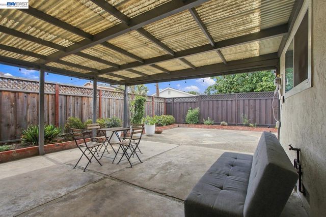 25531 Scripps St, Hayward, CA 94545