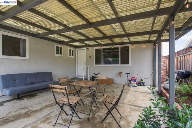 25531 Scripps St, Hayward, CA 94545