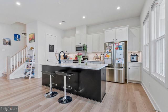 41912 HOGAN FOREST TER, Aldie, VA 20105