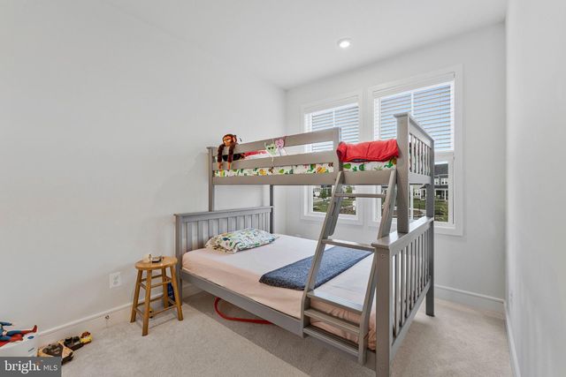 41912 HOGAN FOREST TER, Aldie, VA 20105