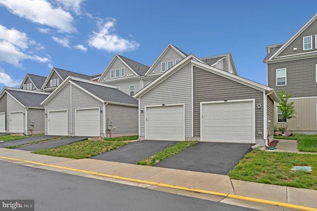 41912 HOGAN FOREST TER, Aldie, VA 20105