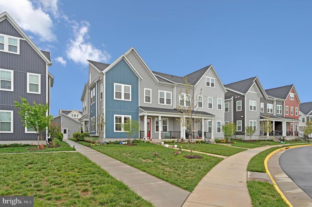 41912 HOGAN FOREST TER, Aldie, VA 20105