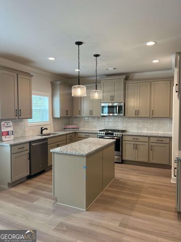 907 Bessie Court, Loganville, GA 30052