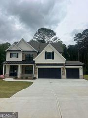 907 Bessie Court, Loganville, GA 30052