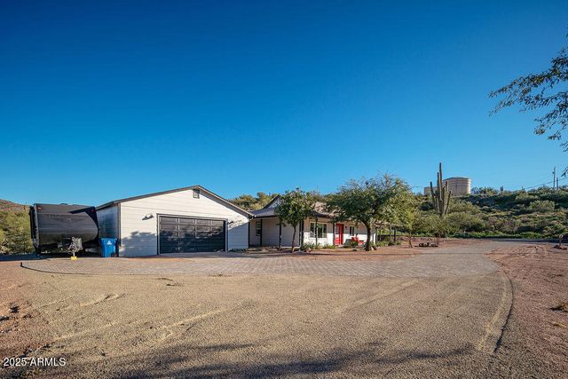 1574 E Dorothy Street, Queen Valley, AZ 85118