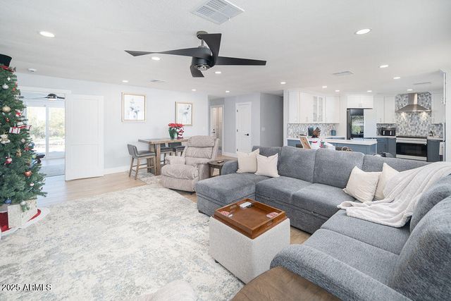 1574 E Dorothy Street, Queen Valley, AZ 85118