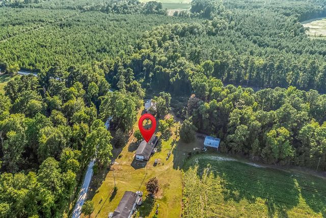 2153 Grainger Rd., Aynor, SC 29511