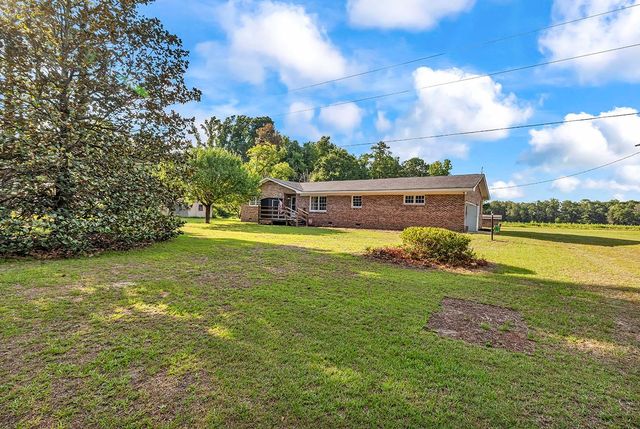 2153 Grainger Rd., Aynor, SC 29511