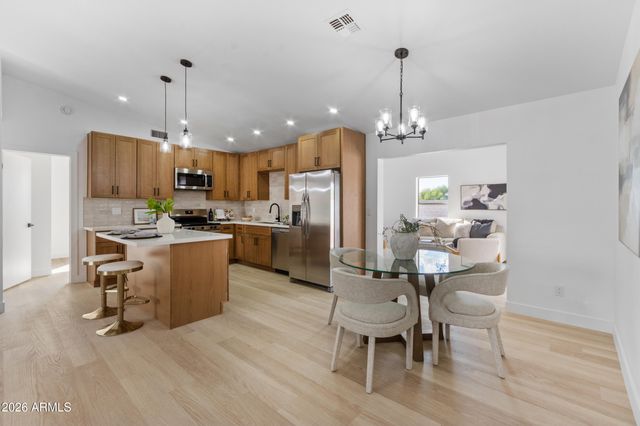 7402 E HALIFAX Circle, Mesa, AZ 85207