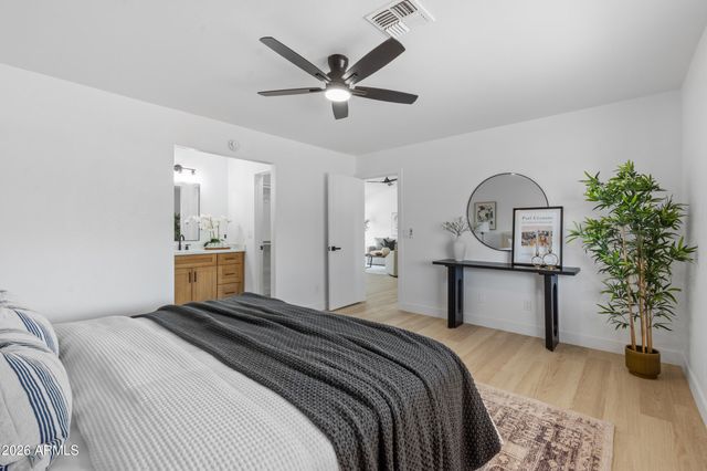 7402 E HALIFAX Circle, Mesa, AZ 85207
