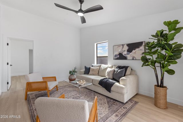 7402 E HALIFAX Circle, Mesa, AZ 85207
