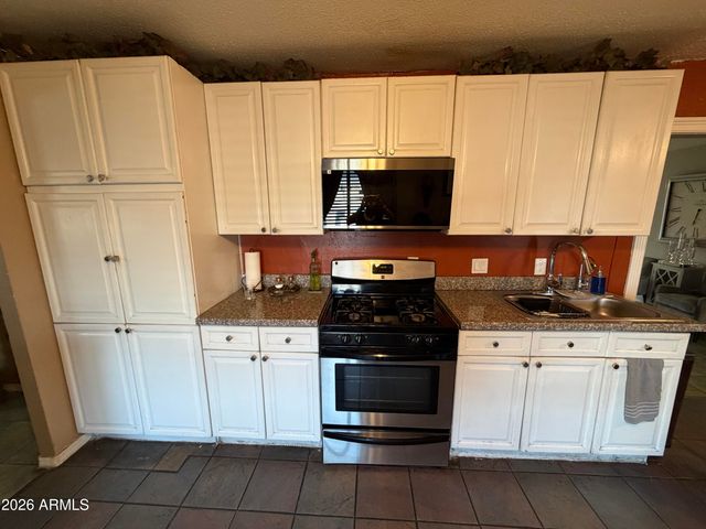 2656 N 48TH Lane, Phoenix, AZ 85035