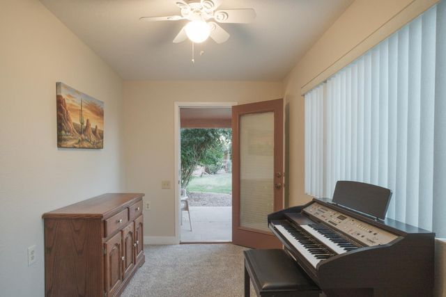 287 Leisure World, Mesa, AZ 85206