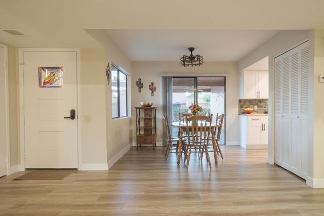 287 Leisure World, Mesa, AZ 85206