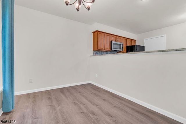 235 Mcauliffe Ct, Franklin Twp., NJ 08873