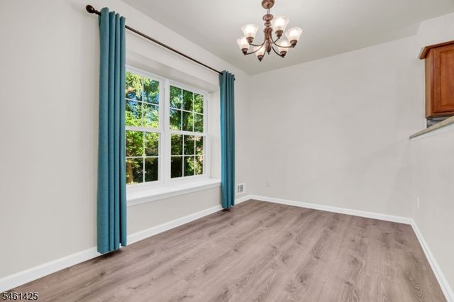 235 Mcauliffe Ct, Franklin Twp., NJ 08873