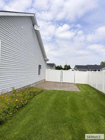 3891 Baldwin Avenue, Idaho Falls, ID 83401