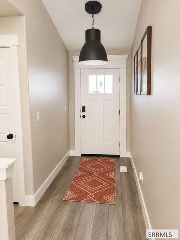 3891 Baldwin Avenue, Idaho Falls, ID 83401