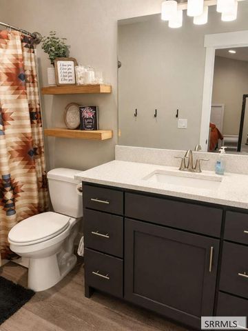3891 Baldwin Avenue, Idaho Falls, ID 83401