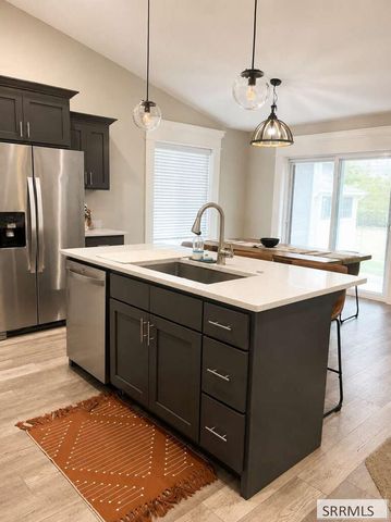 3891 Baldwin Avenue, Idaho Falls, ID 83401