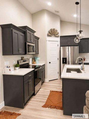 3891 Baldwin Avenue, Idaho Falls, ID 83401