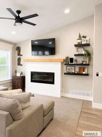 3891 Baldwin Avenue, Idaho Falls, ID 83401