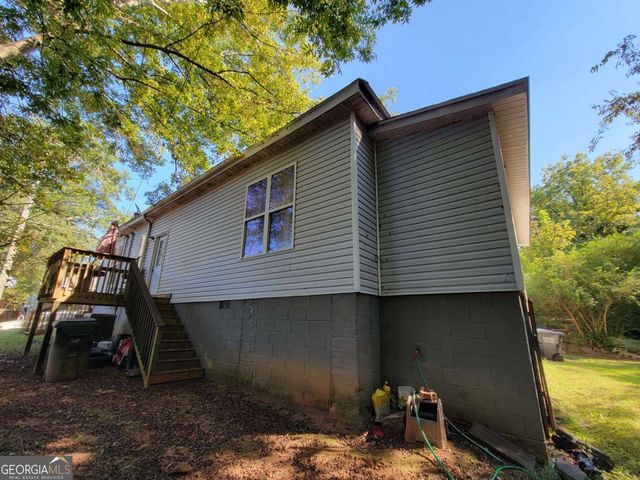 11 Spruce Street, Porterdale, GA 30014