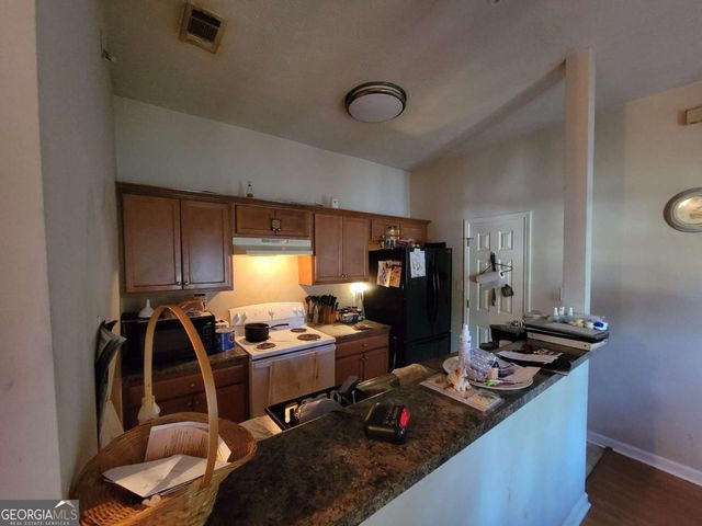 11 Spruce Street, Porterdale, GA 30014