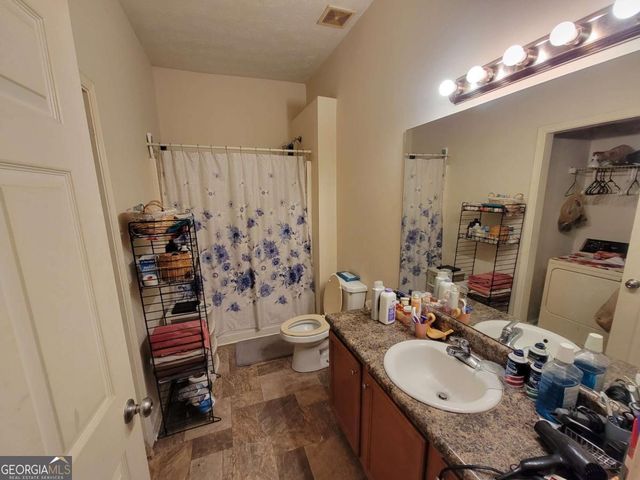 11 Spruce Street, Porterdale, GA 30014