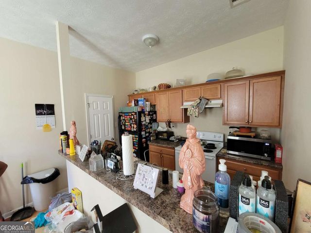 11 Spruce Street, Porterdale, GA 30014