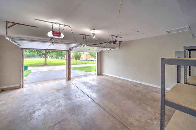 1111 Plum Grove Circle, Buffalo Grove, IL 60089