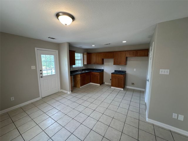 1160 S Belt Line Road, Dallas, TX 75253