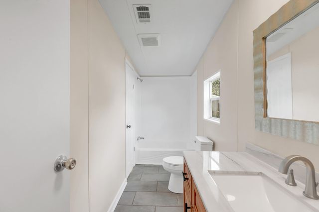 244 Paschel Avenue, Mary Esther, FL 32569