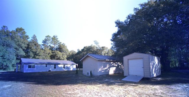 7195 Heath Rd, Milton, FL 32570