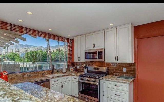 2160 S Palm Canyon Drive 7, Palm Springs, CA 92264