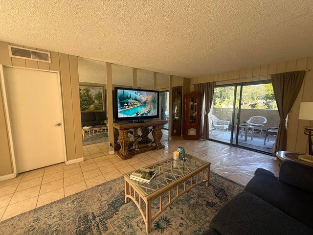 2160 S Palm Canyon Drive 7, Palm Springs, CA 92264