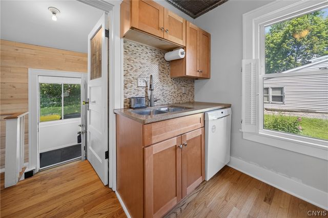 220 Windemere Road, Geddes, NY 13219
