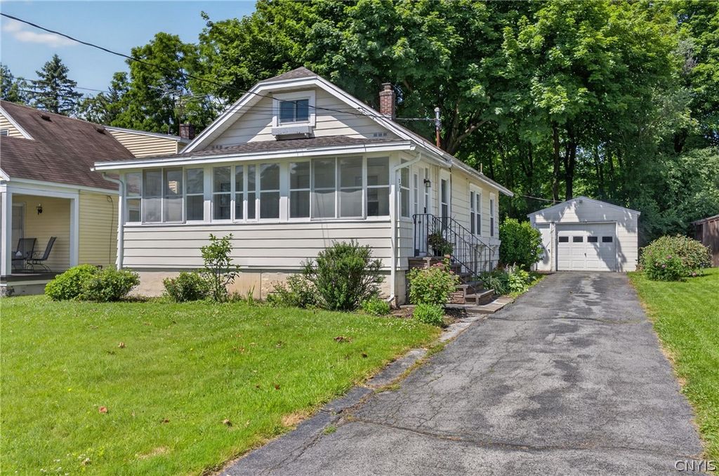 220 Windemere Road, Geddes, NY 13219