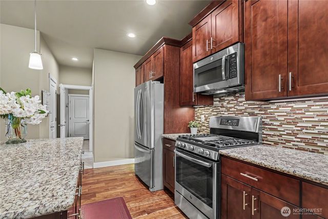 2911 Fenmoor Lane SE, Olympia, WA 98501
