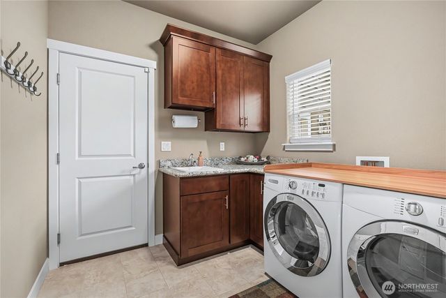 2911 Fenmoor Lane SE, Olympia, WA 98501