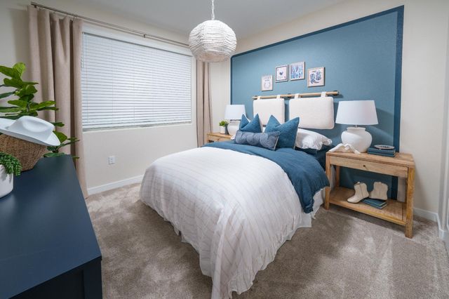 1103 Bellawood Dr, Galt, CA 95632