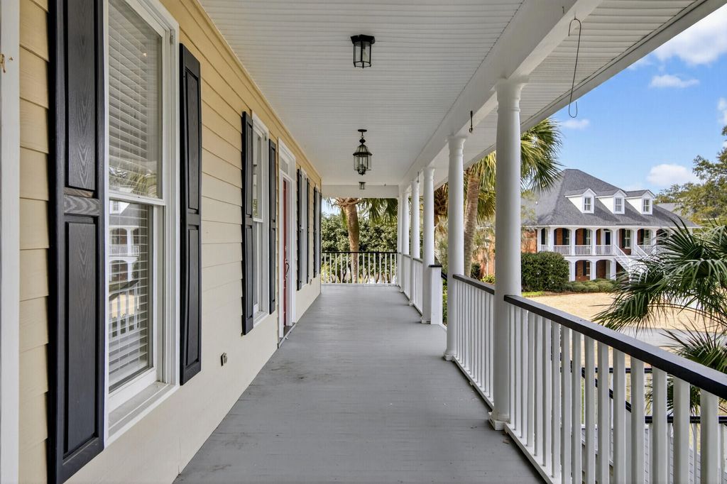 Image 11 of property listing at 3983 Gift Boulevard, Johns Island, SC 29455