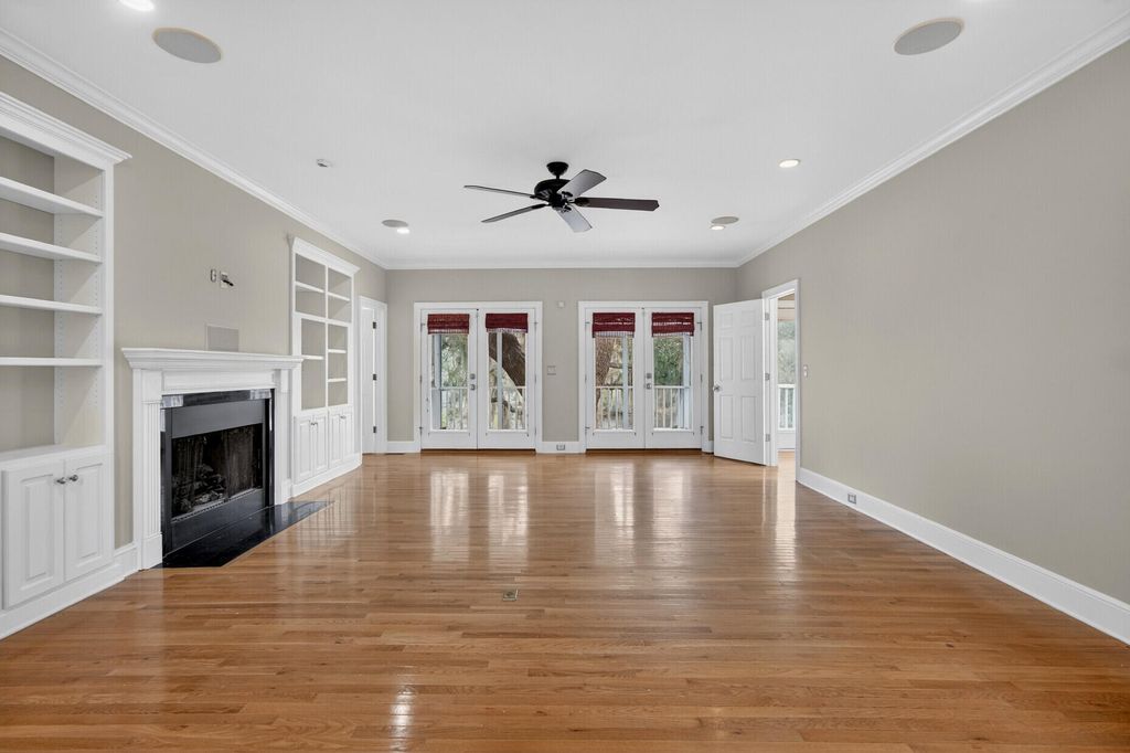 Image 14 of property listing at 3983 Gift Boulevard, Johns Island, SC 29455