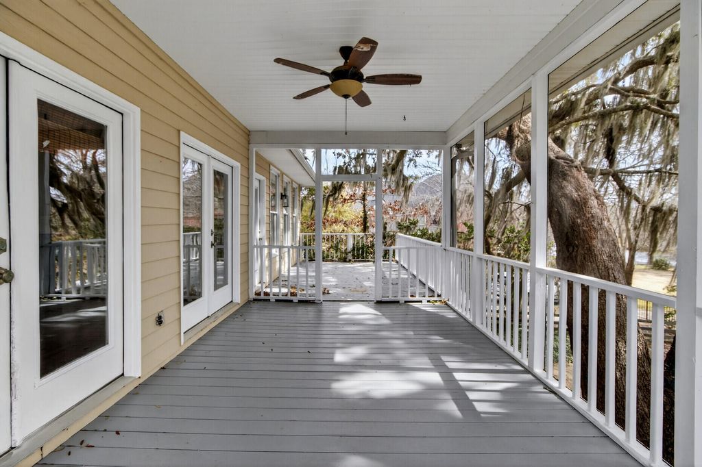 Image 32 of property listing at 3983 Gift Boulevard, Johns Island, SC 29455