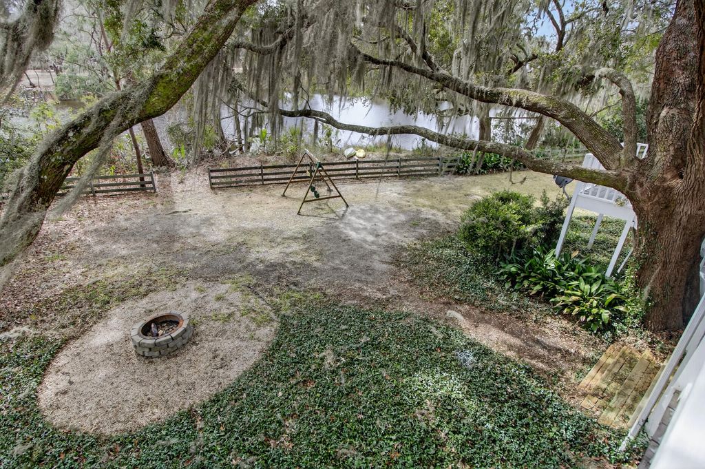 Image 34 of property listing at 3983 Gift Boulevard, Johns Island, SC 29455