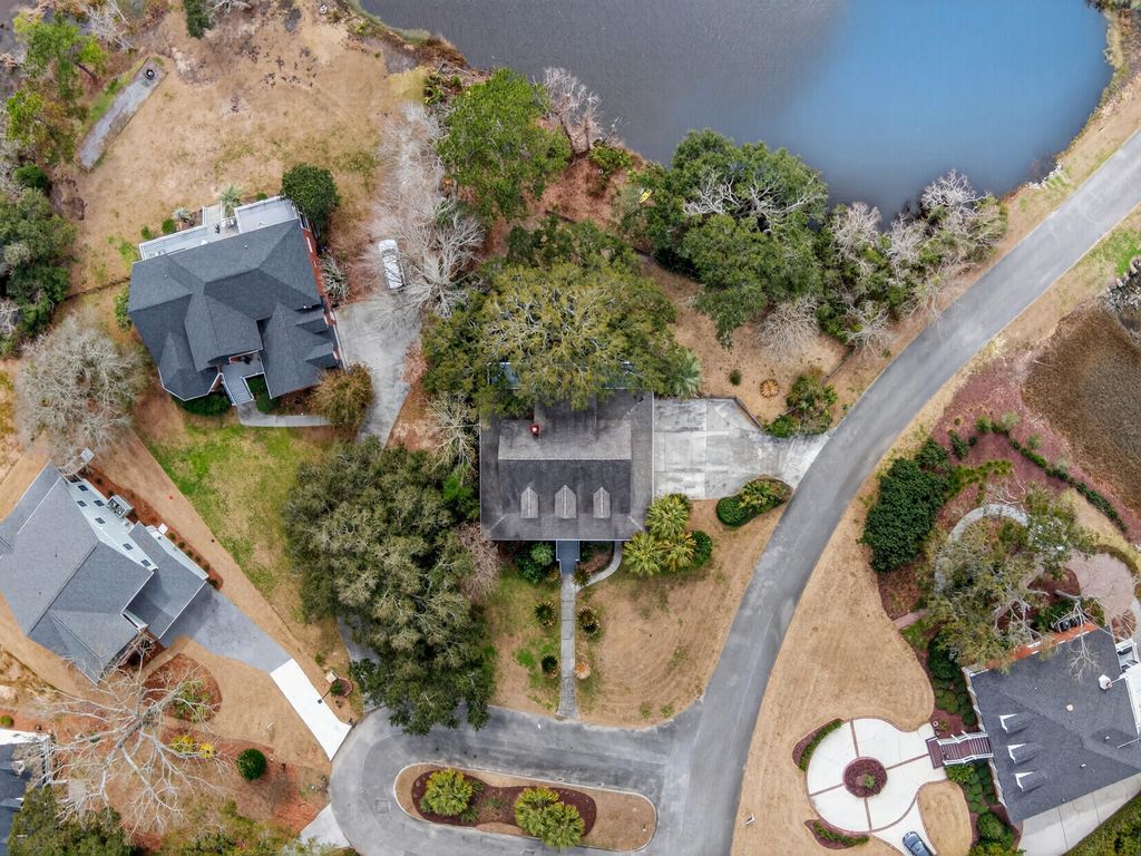 Image 36 of property listing at 3983 Gift Boulevard, Johns Island, SC 29455